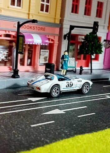 Beden Renk Hot Wheels Corvette grand sport roadster