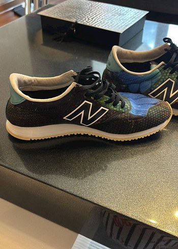 New Balance New Balans orjinal Kadın Spor Ayakkabı.