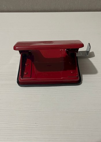 Koyu Kırmızı Delta Metal Delgeç - Görsel 2