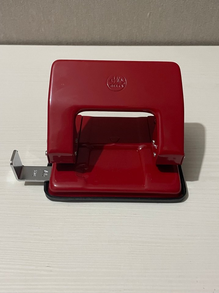 Koyu Kırmızı Delta Metal Delgeç - Görsel 3