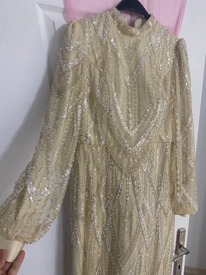 Bej İşlemeli Uzun Abiye Elbise - Görsel 3