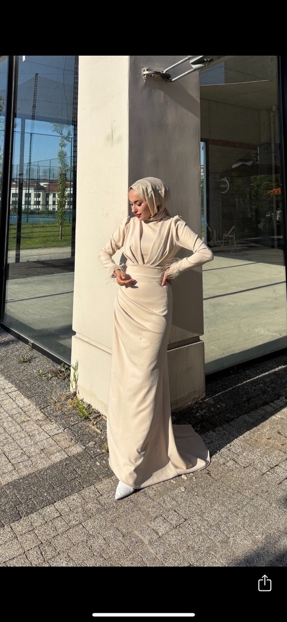 Bej Uzun Kollu Drapeli Abiye Elbise - Görsel 2