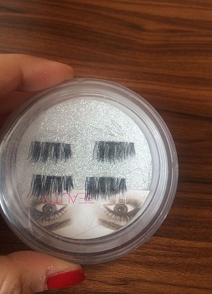 Takma kirpik huda beauty