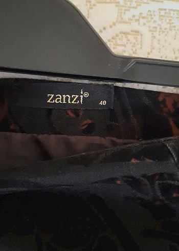 Desenli Gri Drapeli Uzun Hamile Eteği - Görsel 3