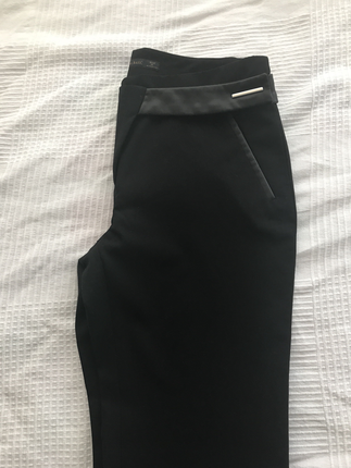 s Beden siyah Renk ZARA KUMAŞ PANTALON