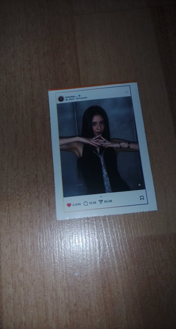 jısoo lu Sosyal Medya Temalı Fotoğraf Kartları - Görsel 3