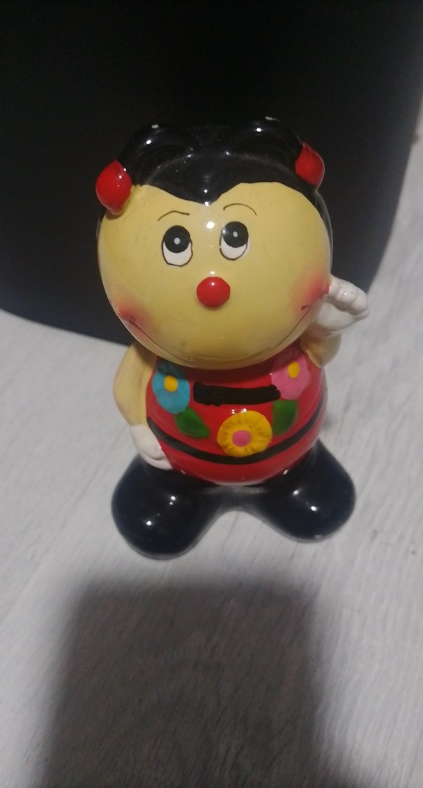 Renkli Çiçekli Arı Figürü - Görsel 2