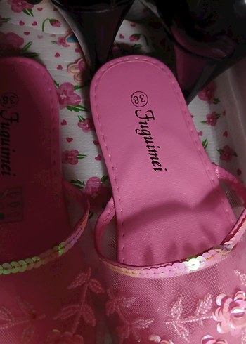 Pembe Nakışlı Dantelli Kadın Terlik - Görsel 3