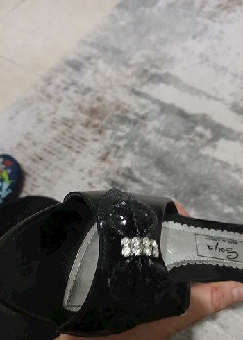 Klasik Siyah Yılan Desenli Kadın Terlik - Görsel 4