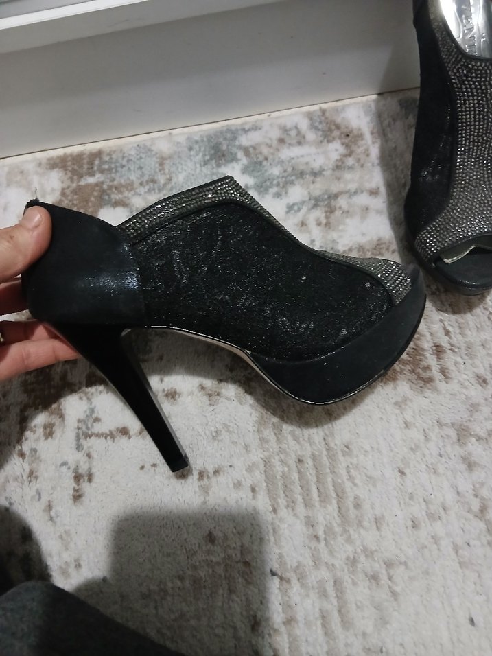 Parlak Siyah Seksi Topuklu Gece Ayakkabısı - Görsel 2