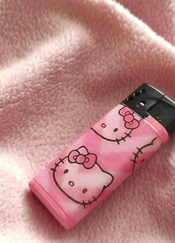hello kitty çakmak
