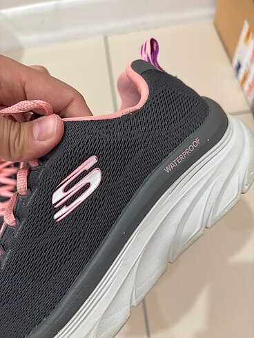 35 Beden gri Renk Skechers spor ayakkabı