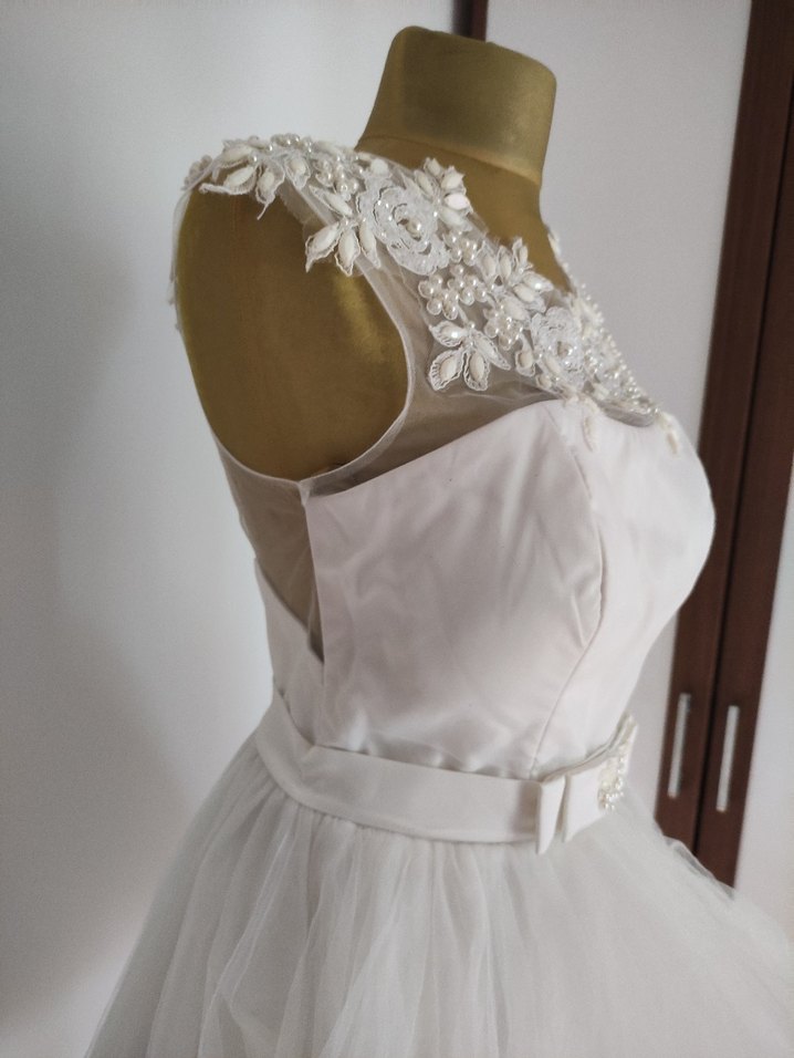 Mini Beyaz Dantel Detaylı Abiye Elbise - Görsel 4