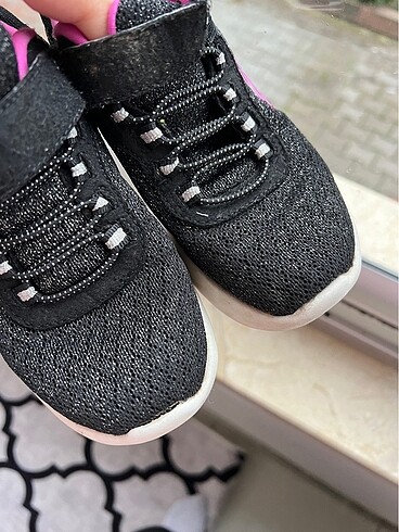 29 Beden Skechers simli