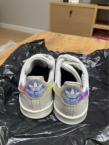 31 Beden Stan smith