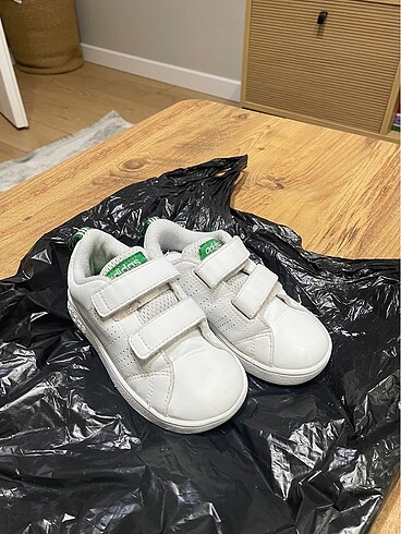 25 Beden Stan smith