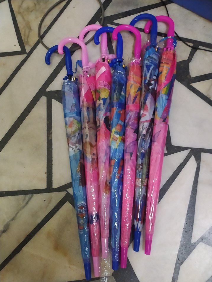 Sarı Renkli Pop Kültür Desenli Kadın Şemsiye - Görsel 2