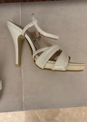 DERİMOD Beyaz Dolgu Topuklu Kadın Abiye Ayakkabı - Görsel 2