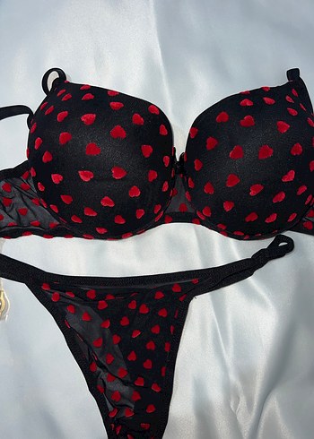 Kırmızı Puantiyeli Mini Goth Sütyen - Görsel 3