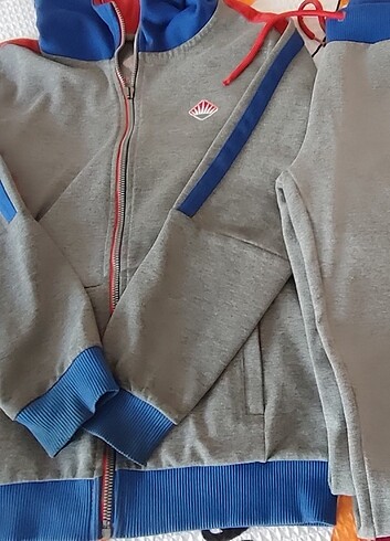 Bahçeşehir koleji kıyafetleri 