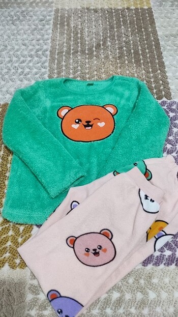 6 7 8 yaş polar pijama takımı sorunu yok keşke kuculmeseydi ve ç