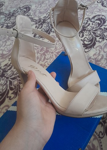 Diger Beyaz Stiletto Topuklu Kadın Abiye Ayakkabı