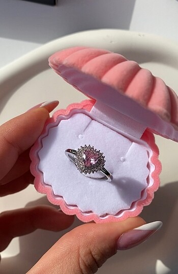 Pembe Kalp Yüzük