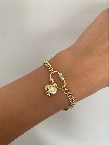 Kalp Taşlı Gold Sallantılı Bileklik