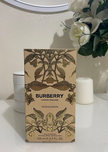 Burberry Snow Blossom Kadın Parfümü - Görsel 3