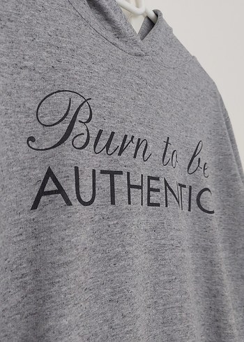 Gri Kapüşonlu Uzun Kollu Sweatshirt - Görsel 2