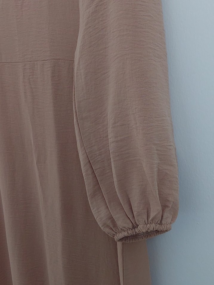 Bej Fırfırlı Tesettür Ayrobin Şık Sade Elbise - Görsel 5