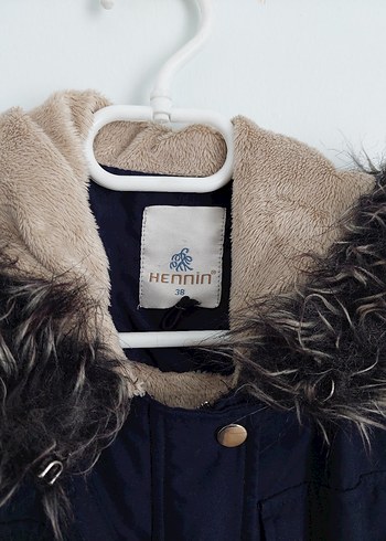 kapüşonlu lacivert uzun kışlık mont - Görsel 3