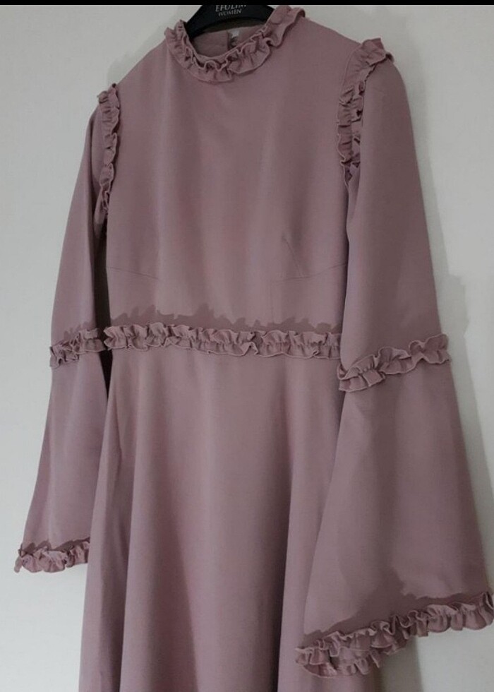 Tuay Pembe Zarif Fırfırlı Tesettür Abiye Elbise - Görsel 3