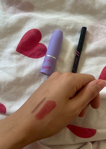 Maybelline Lykd ruj ve dudak kalemi
