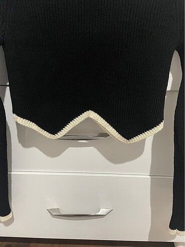 universal Beden Quzu crop kazak