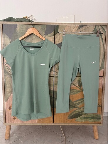 Spor tayt tshirt takım