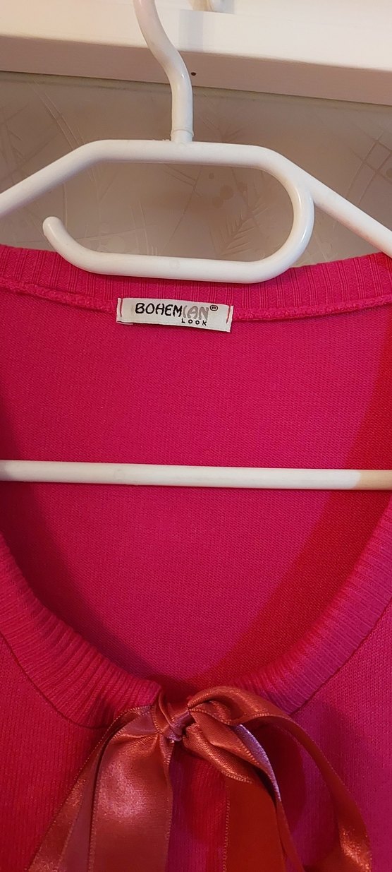 Pembe yuvarlak Yaka Fiyonklu Kadın Triko - Görsel 2