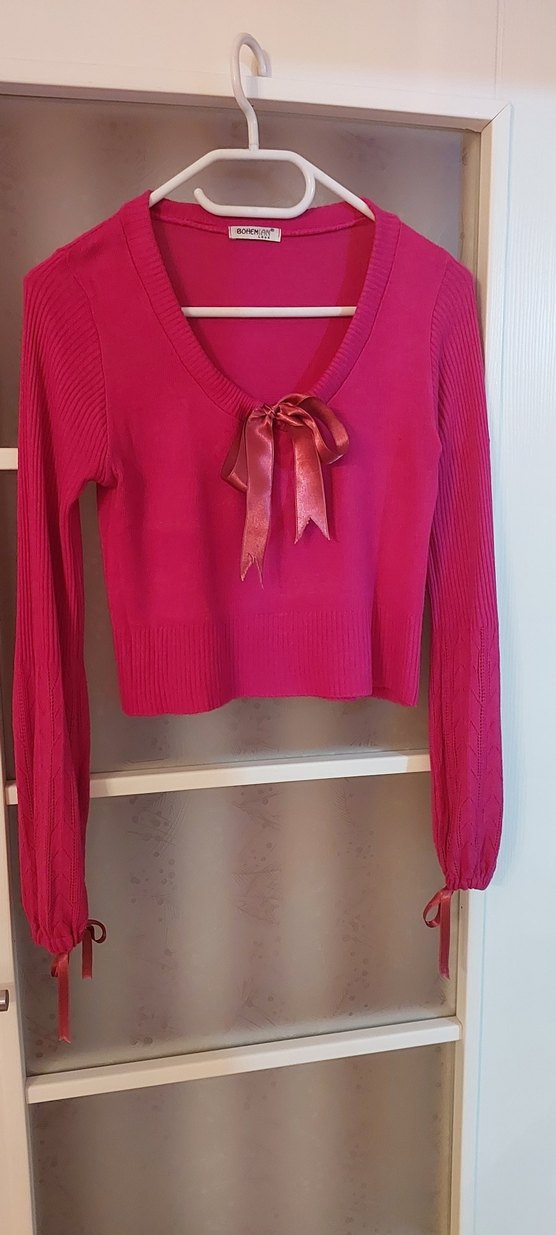 Pembe yuvarlak Yaka Fiyonklu Kadın Triko - Görsel 5