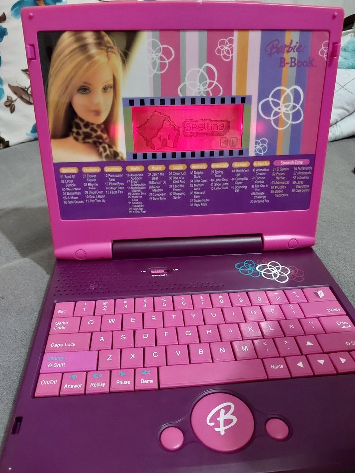 Barbie Eğitici Oyuncak Dizüstü Bilgisayar - Görsel 2