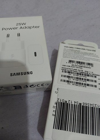 Samsung 25W Hızlı Şarj Adaptörü ve USB-C Kablo - Görsel 4