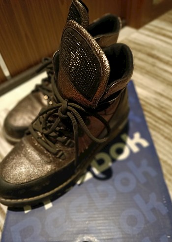 Kahverengi Tokalı Erkek Bot - Görsel 2