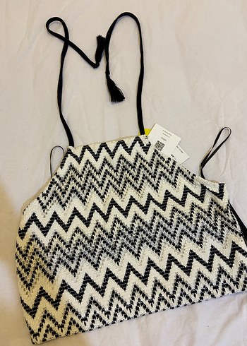 Bohem Tarzı Örgü Desenli Mini Crop Top