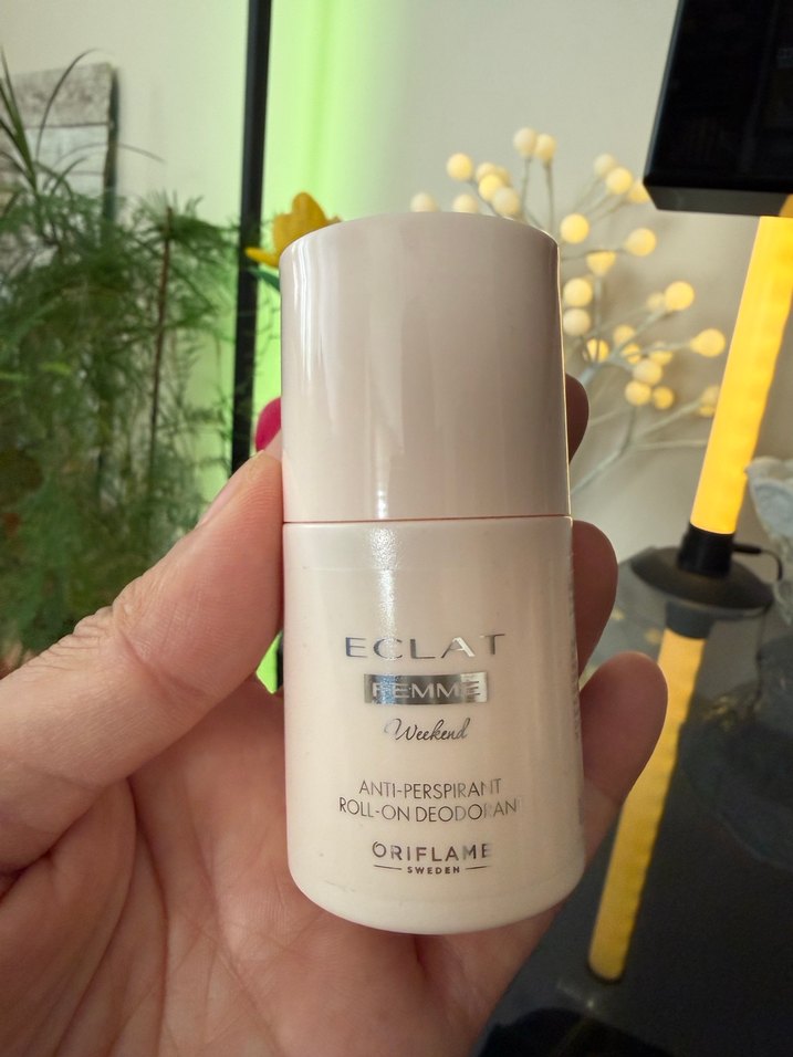 Oriflame Eclat Femme Roll-On Kadın Deodorant - Görsel 3