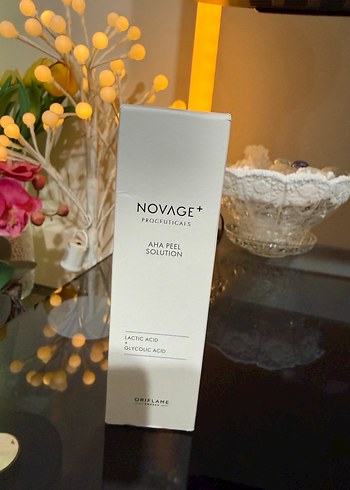 Novage+ AHA Peel Solüsyon Yüz Temizleyici