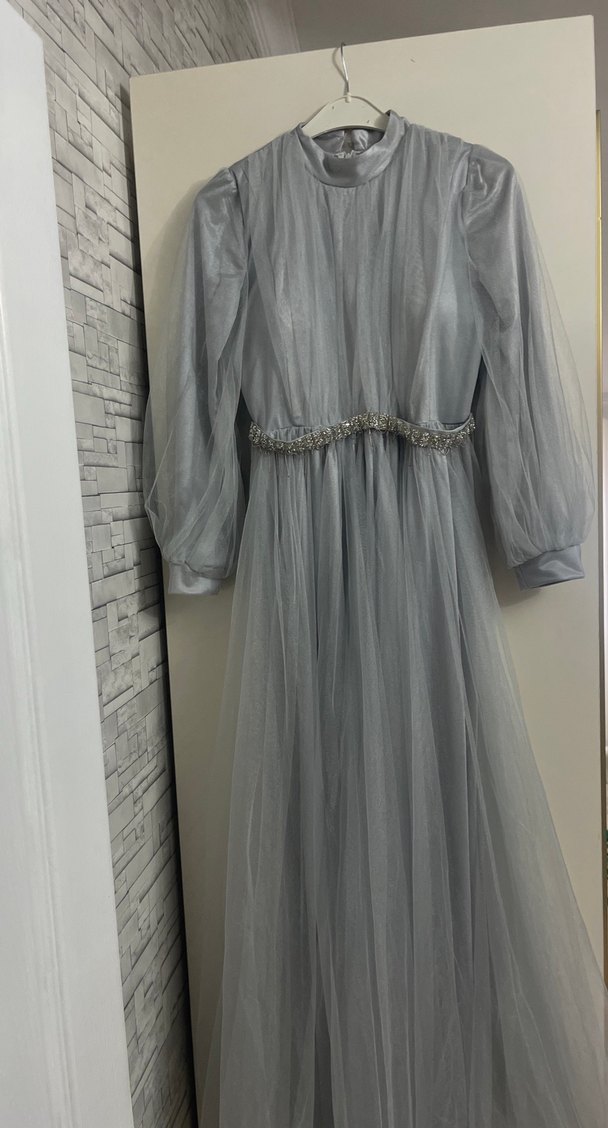 Gri Uzun Kollu Drapeli Kadın Abiye Elbise - Görsel 2