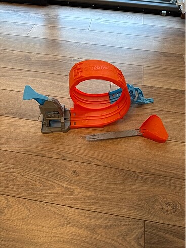 Beden Hotwheels şampiyonluk parkuru yarış seti