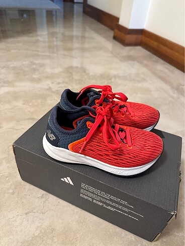 New balance Çocuk spor ayakkabısı