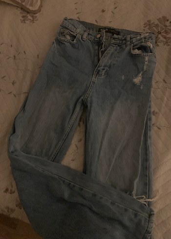 Diğer Yırtık Detaylı Bol Kesim Midi Jean