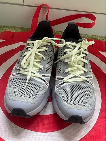 Diğer On Sneaker Amerikan Alınmış Hiç Giyilmemiş