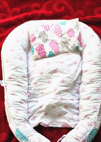 Çok Renkli Bulut Desenli Bebek Uyku Minderi - Görsel 3
